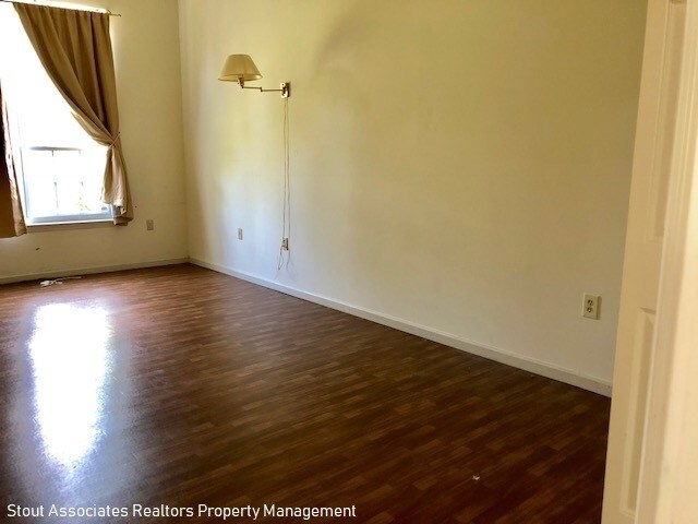 Foto del edificio - 151 Hickory Ln