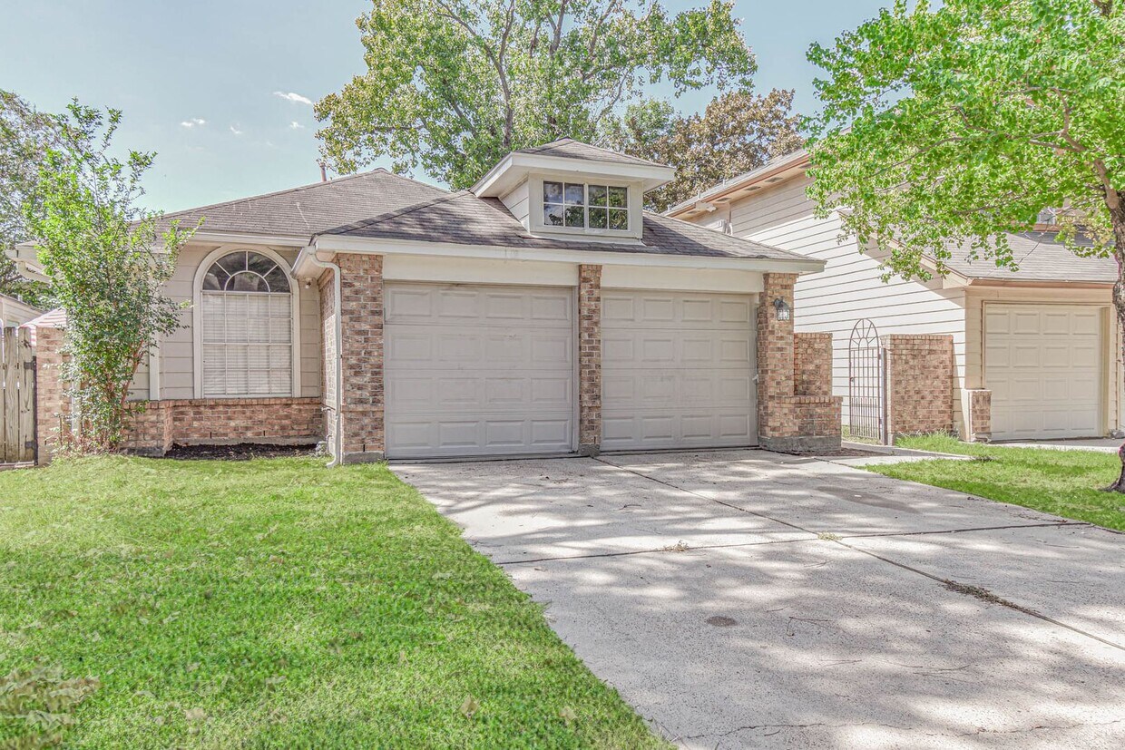 Photo - 7755 Springville Dr, Houston TX 77095