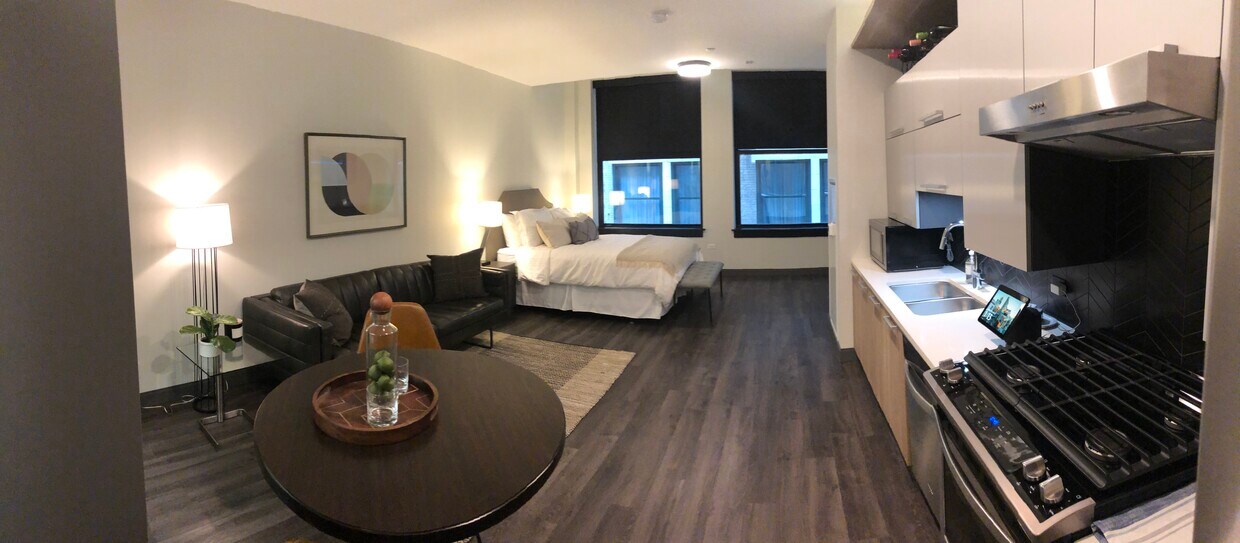 Bedroom - 105 W Madison St