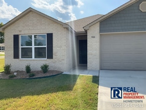 Building Photo - 4101 Red Maple Dr