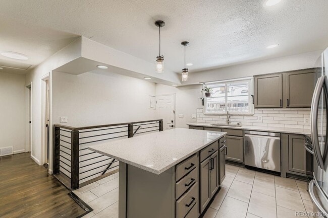 Building Photo - 5418 S Huron St