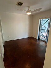 Building Photo - 1315 Buckner St