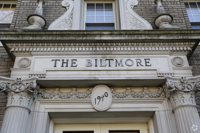 Foto del edificio - The Biltmore Apartments