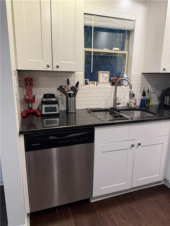 Foto del edificio - 265 Winding River Dr