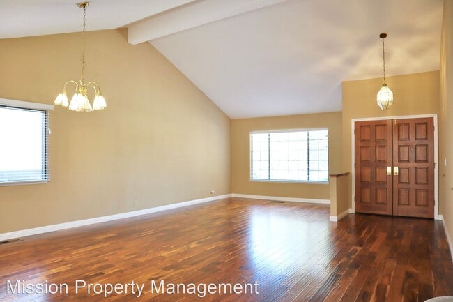 Building Photo - 4 br, 3 bath House - 42640 Scofield Dr