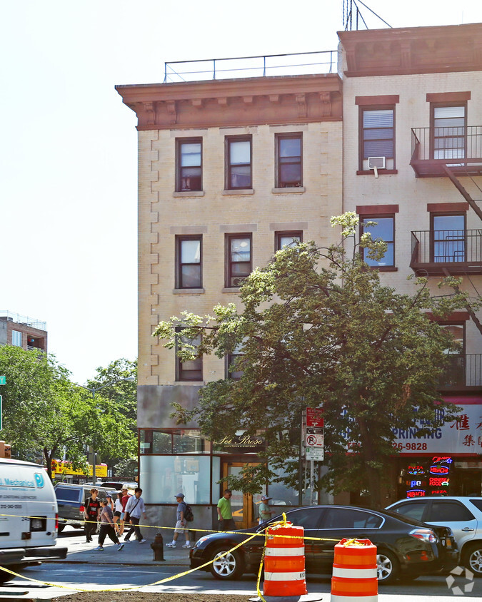 Building Photo - 1-7 Delancey St