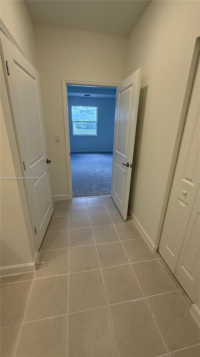 Foto del edificio - 2984 SE 23rd Ave