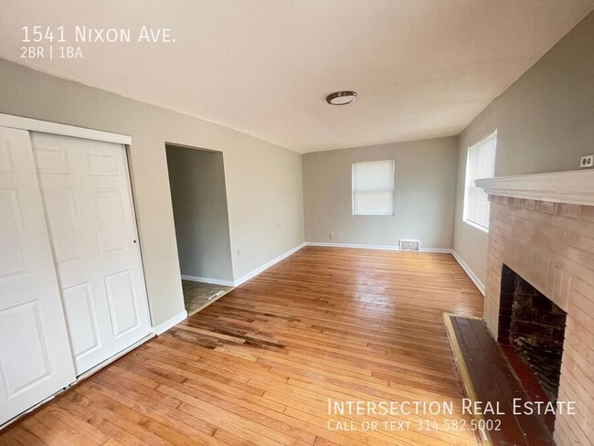 Building Photo - Adorable 2 Bed/1bath Gingerbread Home in P...