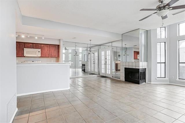 Foto del edificio - 3420 Country Club Dr W