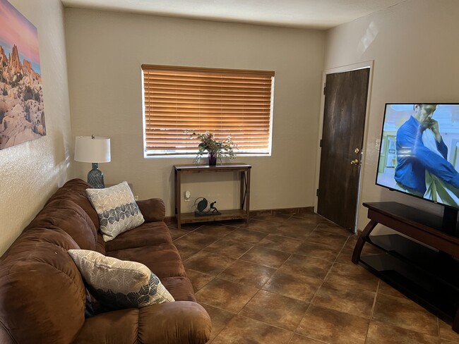 Fully furnished one bedroom - 449 Calle Pinzon