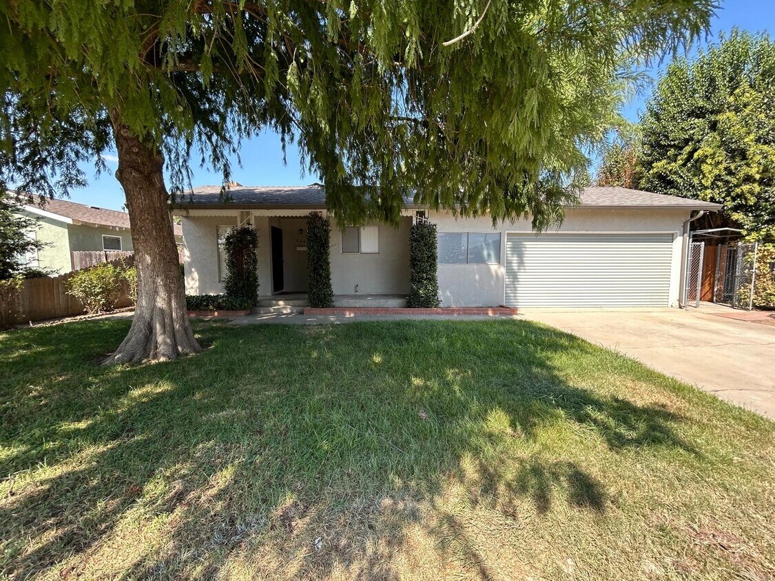 Foto principal - 2085 Zinfandel Ln