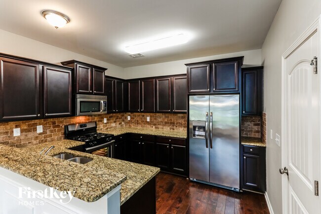 Building Photo - 6918 Golden Bud Ln