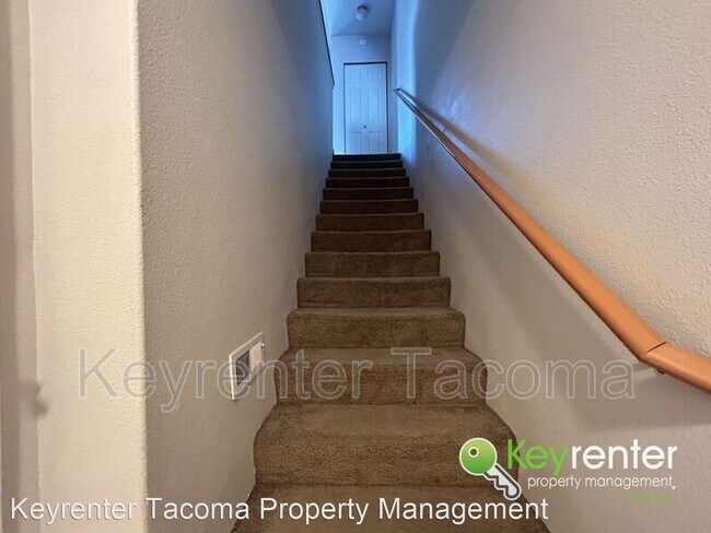 Foto del edificio - 2 br, 1.5 bath House - 5242 35th St E