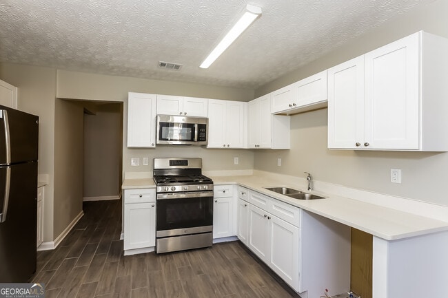 Building Photo - 6730 Greenbower Ln