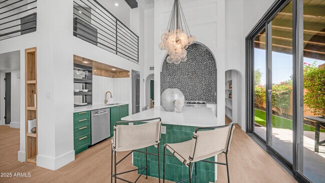 Foto del edificio - 4434 E Camelback Rd