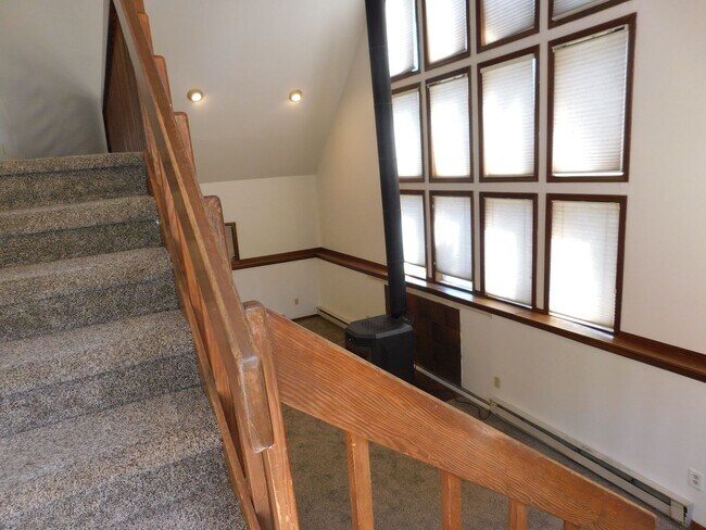 Foto del edificio - Spacious 3 Bed/2 Bath Home