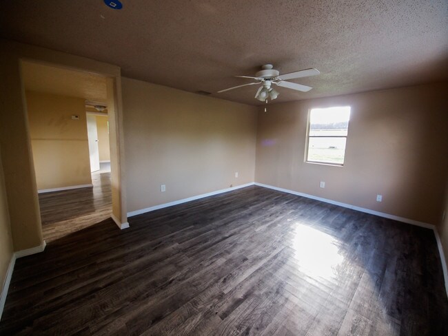 Sala de estar - 2801 Guadalupe St