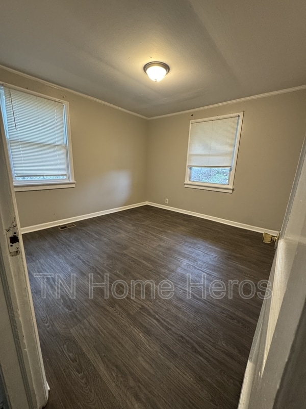 Foto del edificio - 1709 Crestview St