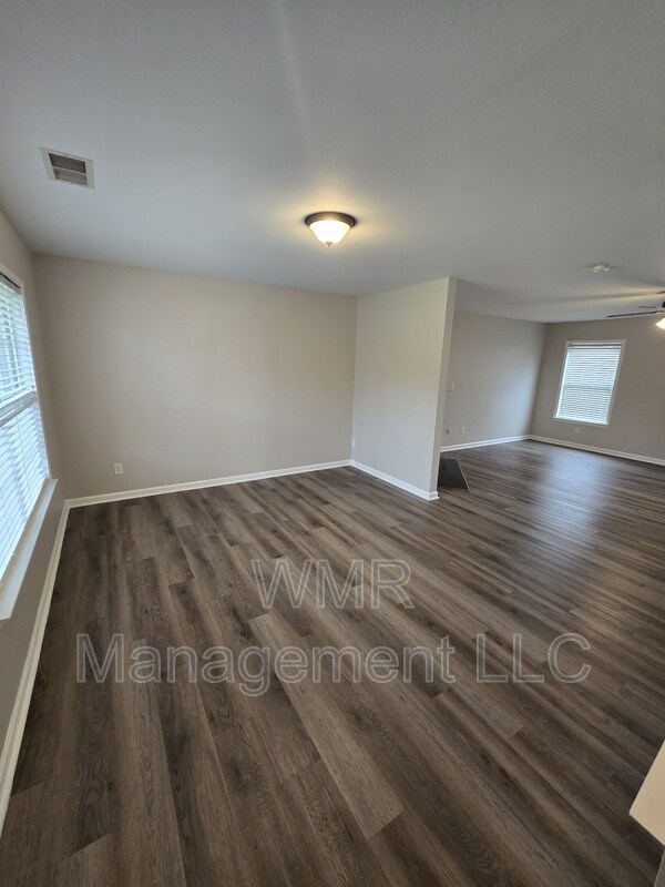 Foto del edificio - 1415 Cold Creek Pl