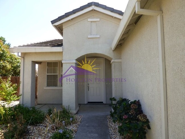 Foto del edificio - 3 Bed 2 Bath 1,160 sqft West Sacramento Home