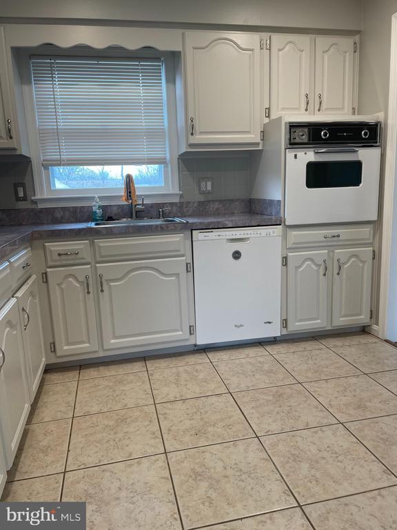 6104 Briarview Ct, Alexandria, VA 22310 House Rental in Alexandria