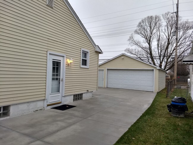 Foto del edificio - 60 Canfield Dr