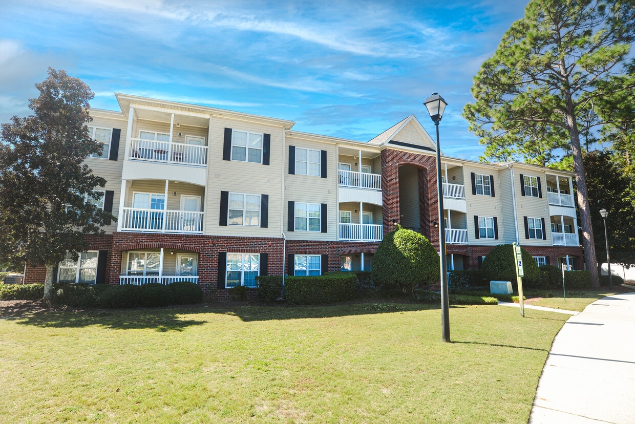 Primary Photo - 1500 Cadfel Ct
