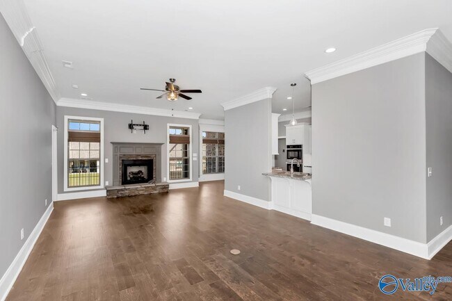 Foto del edificio - 6023 Peach Pond Way SE