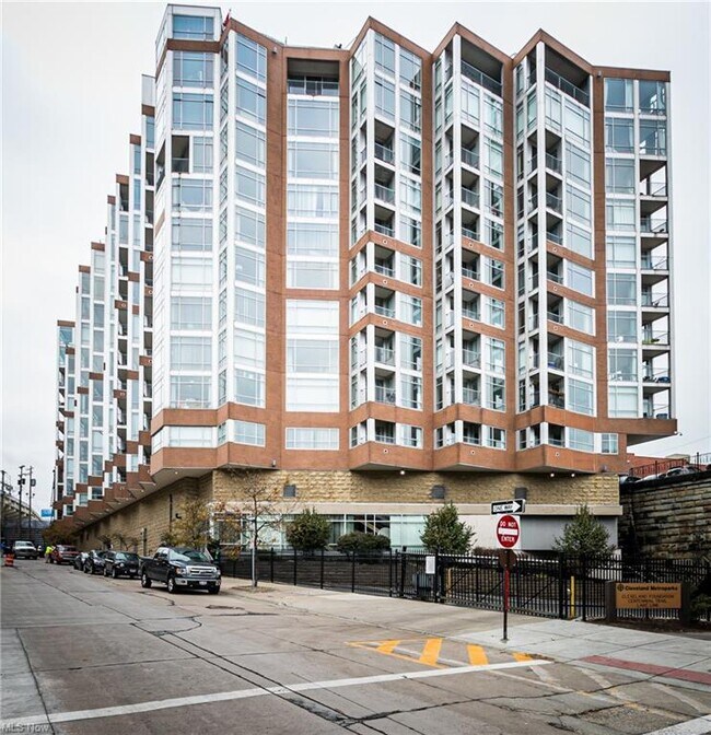 Building Photo - 2222 Detroit Ave