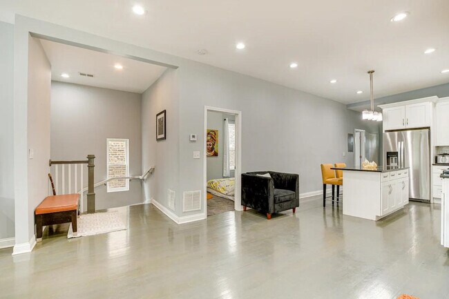 Foto del edificio - 4904 W Fulton St