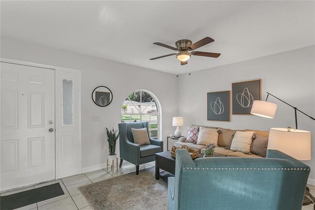 Building Photo - 6203 Rolling Hammock Pl