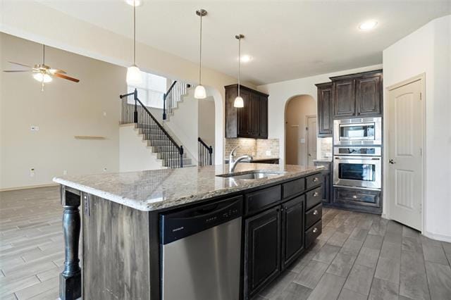 Building Photo - 1 Duskview Ln