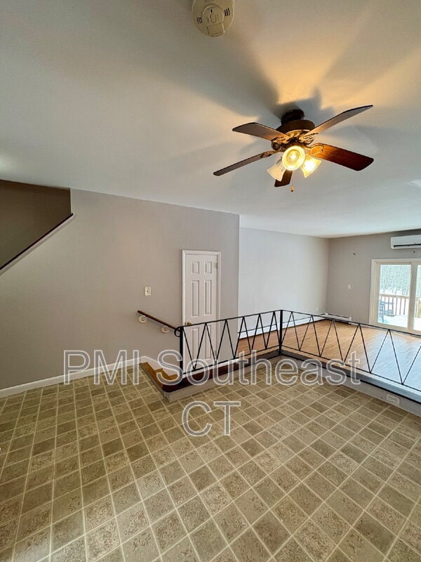 Building Photo - 127 Woodland Dr