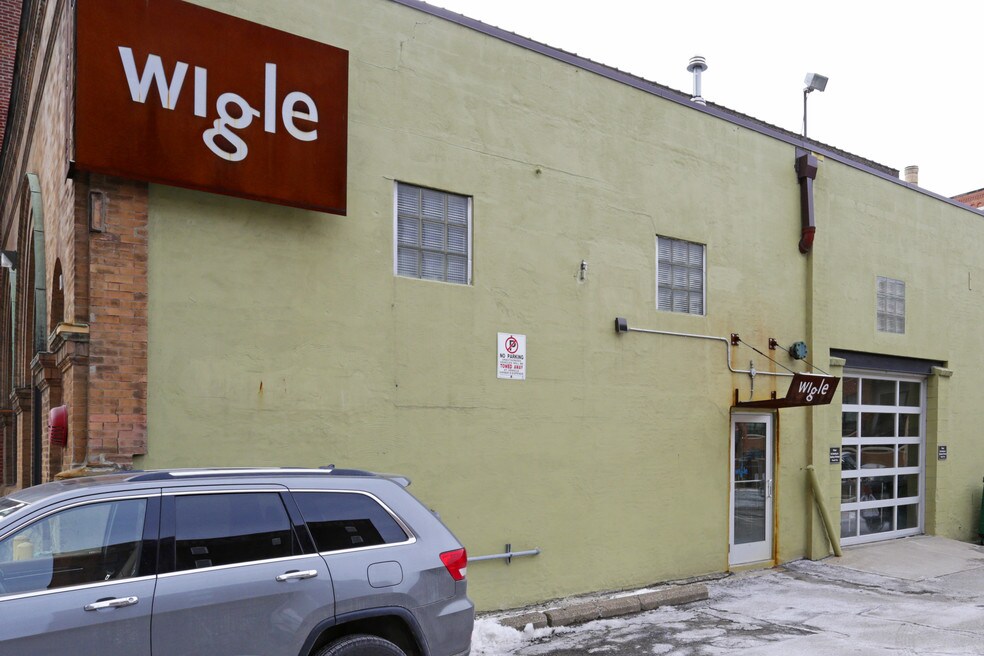 Bedford Dwellings Apartments for Rent Pittsburgh, PA