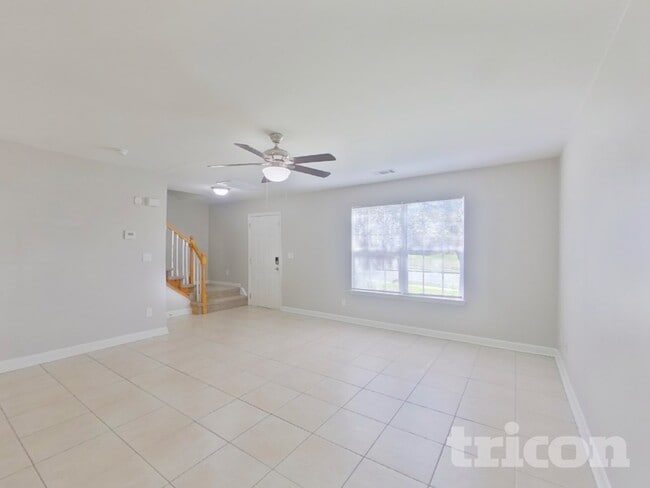 Building Photo - 1711 Southwind Dr