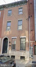 Building Photo - 713 N 16th St