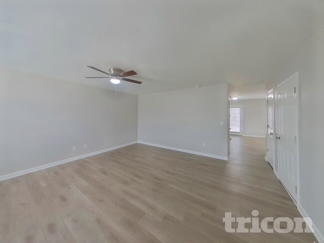 Building Photo - 9339 Bradstreet Commons Way