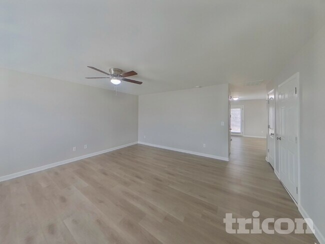 Foto del edificio - 9339 Bradstreet Commons Way