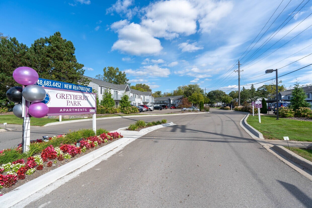 Greyberry Park Apartments Apartments in Waterford, MI