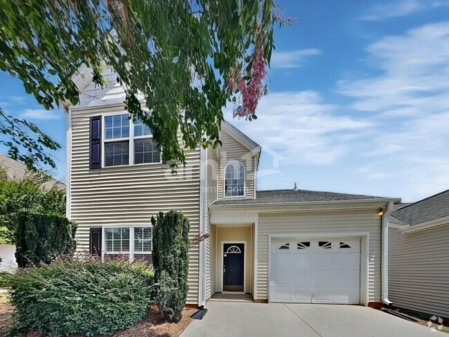 Building Photo - 25 Duxbury Dr