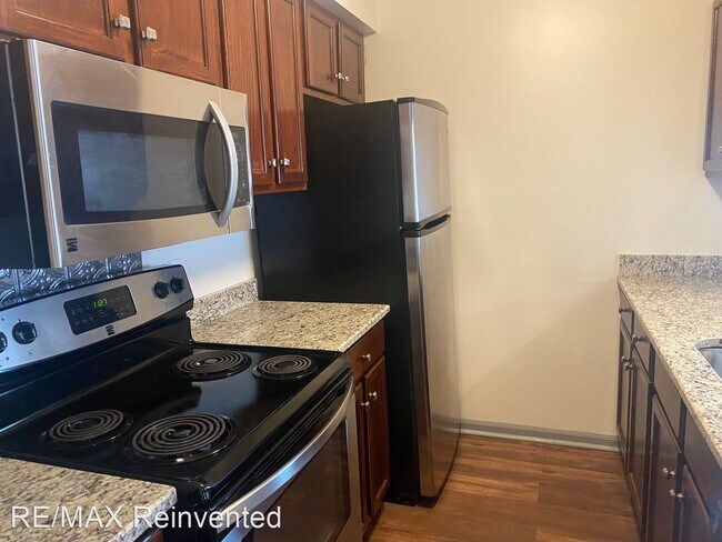 Foto del edificio - 2 br, 1.5 bath House - 316 LAKE AVE