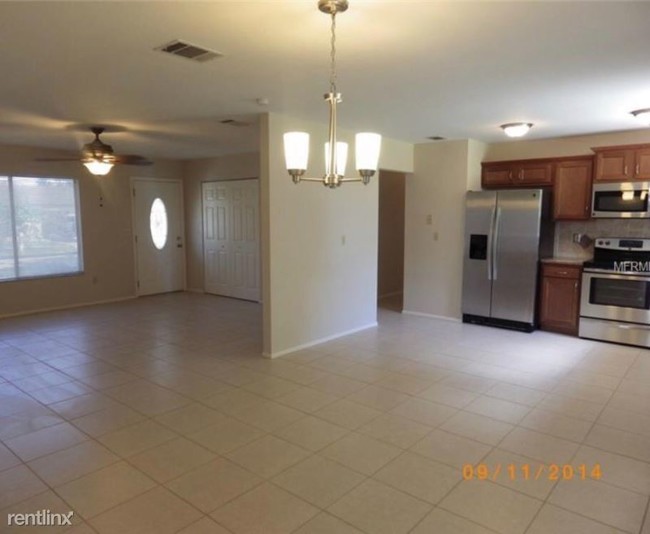Building Photo - 2 br, 2 bath House - 4275 Tollefson Ave