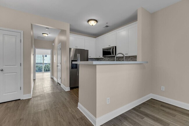 Foto del edificio - 7009 Lenox Village Dr