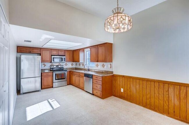 Foto del edificio - 1107 E Court St, Tarpon Springs, FL, 34689