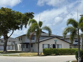Building Photo - 107 E Tiffany Dr
