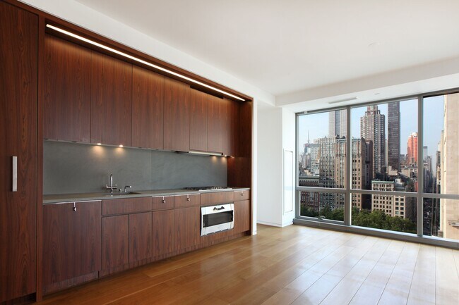 Building Photo - 23 E 22nd St