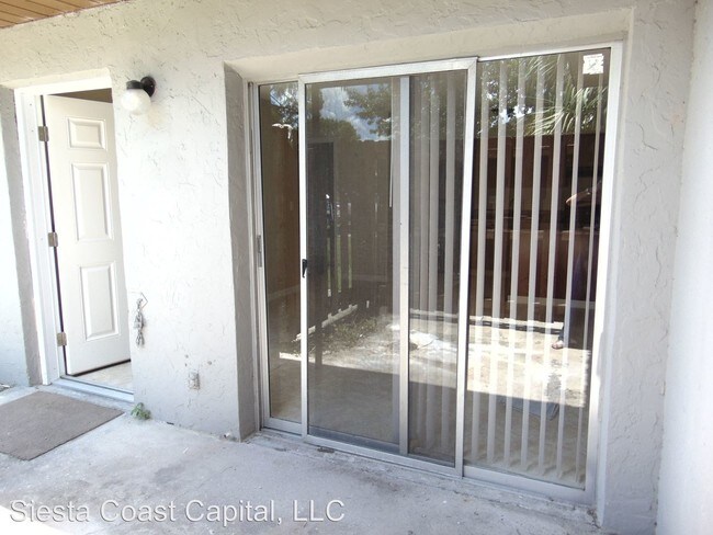 Building Photo - 5111 SE 29th St