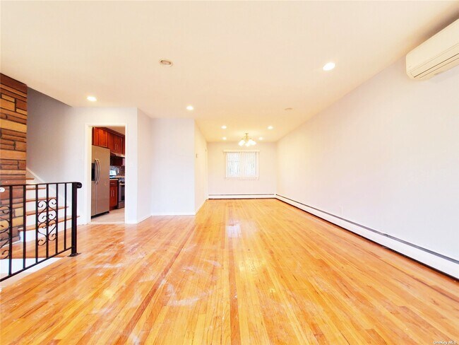 Building Photo - 386 White Birch Ln