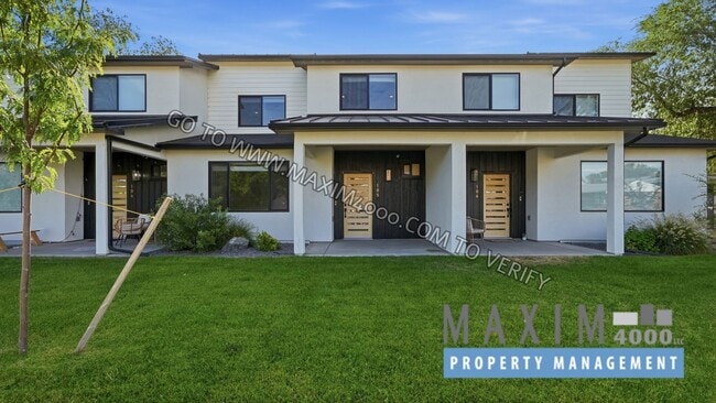 Photo - 1444 KENNEDY AVENUE 3-PLEX Apartment