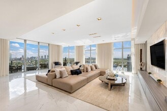 Building Photo - 17301 Biscayne Blvd